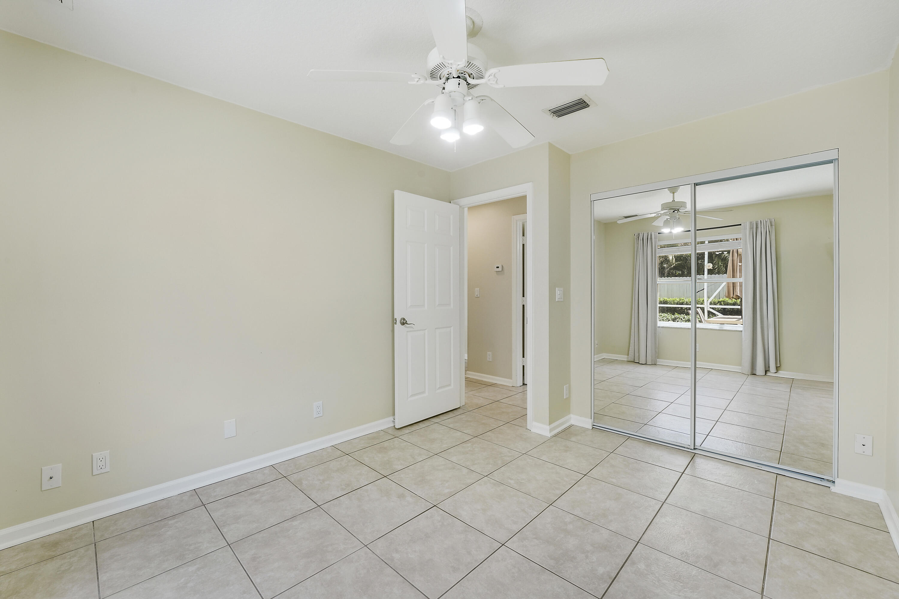 NORTH PALM BEACH HEIGHTS - Residential