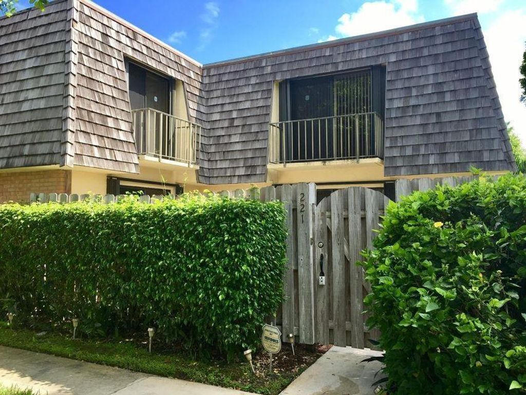 Photo of 221 Lake Arbor Drive, Palm Springs, FL 33461 (MLS # R11096642)