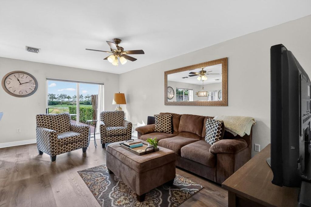 Photo of 6698 Old Farm Trail, Boynton Beach, FL 33437 (MLS # R11147148)