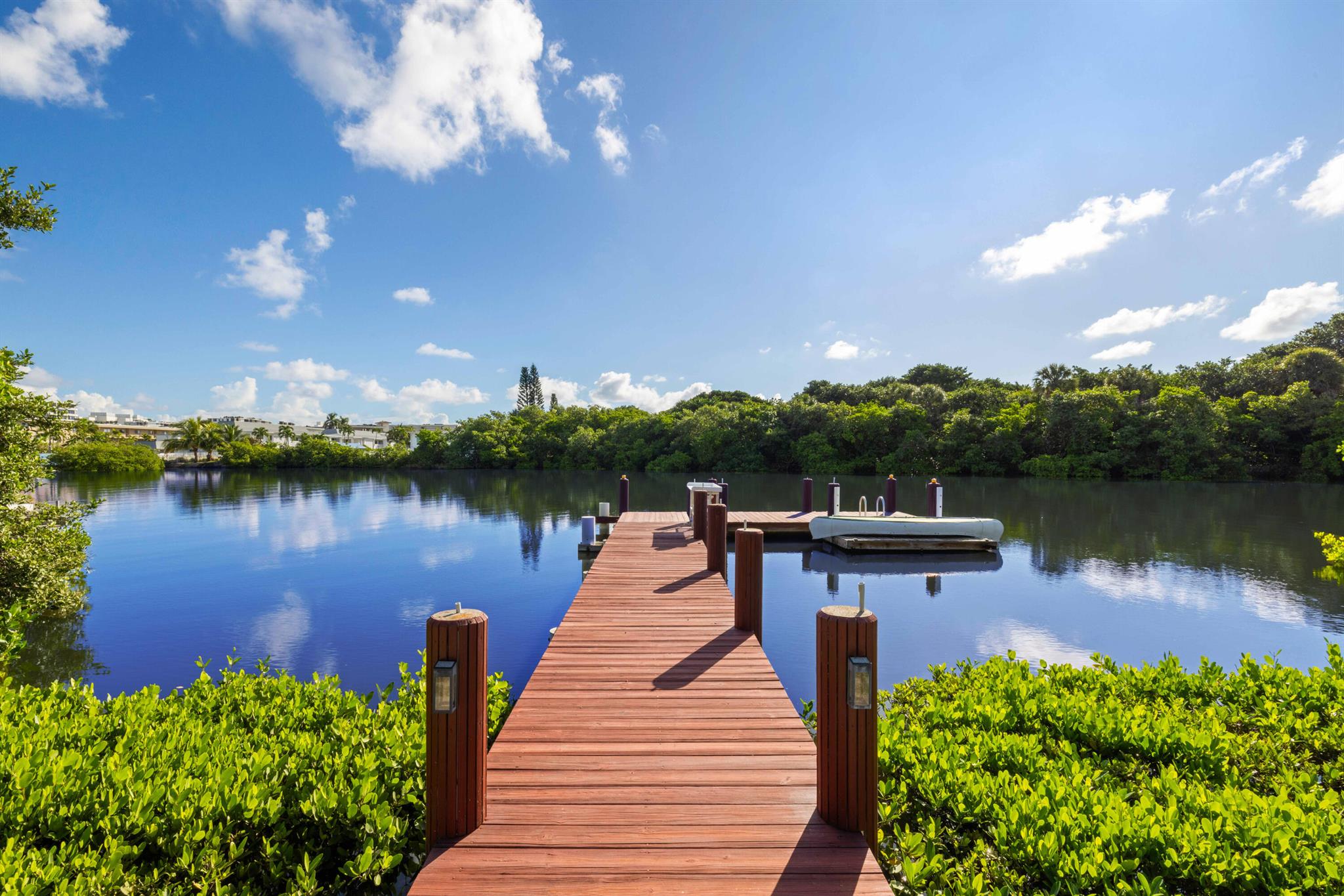 HYPOLUXO ISLAND ADD IN - Residential