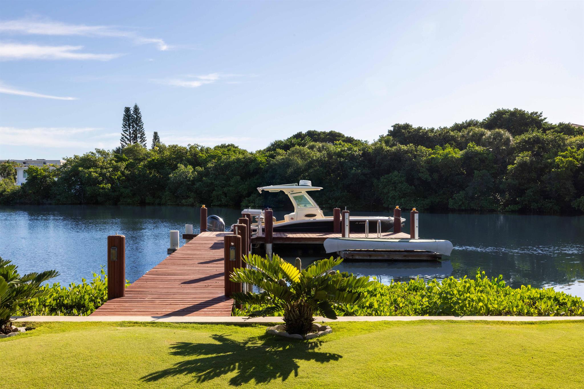 HYPOLUXO ISLAND ADD IN - Residential
