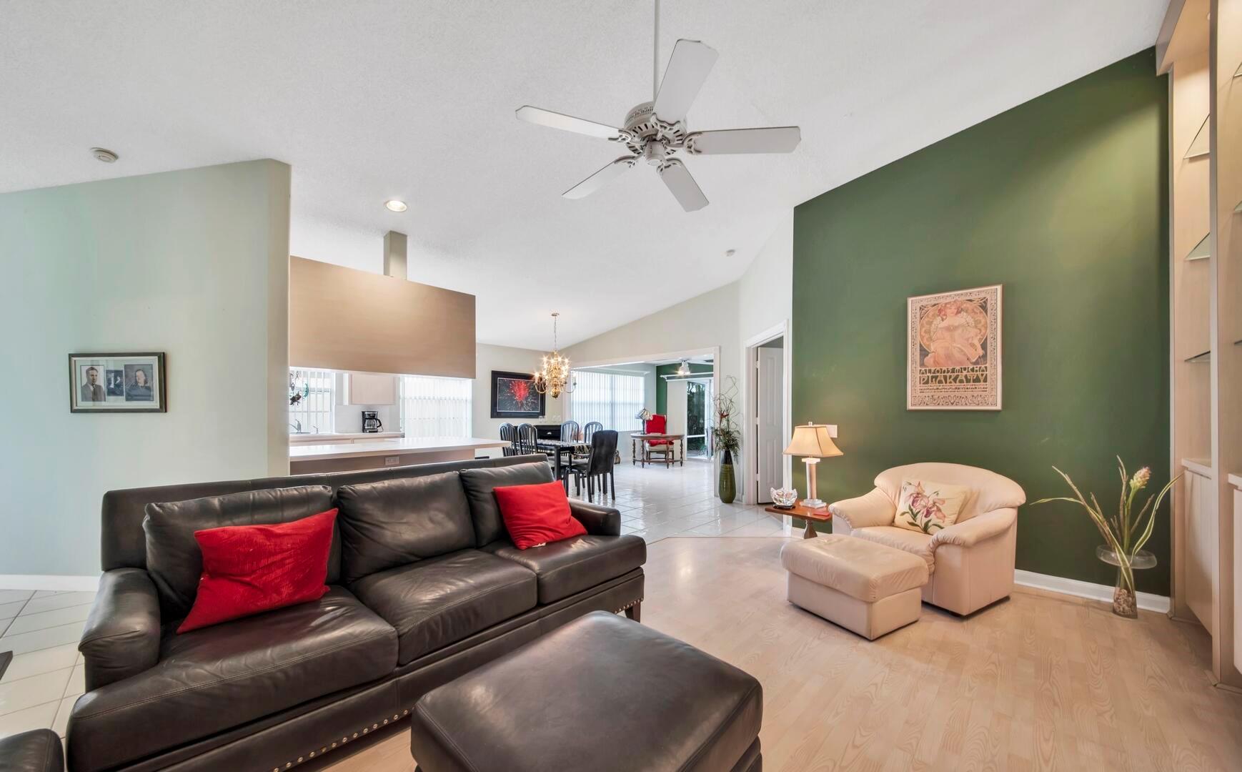 4220 Royal Oak Drive