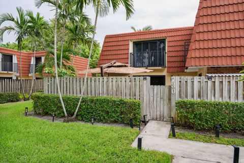 Tiny photo for 730 NW 99th Circle, Plantation, FL 33324 (MLS # B26040417)