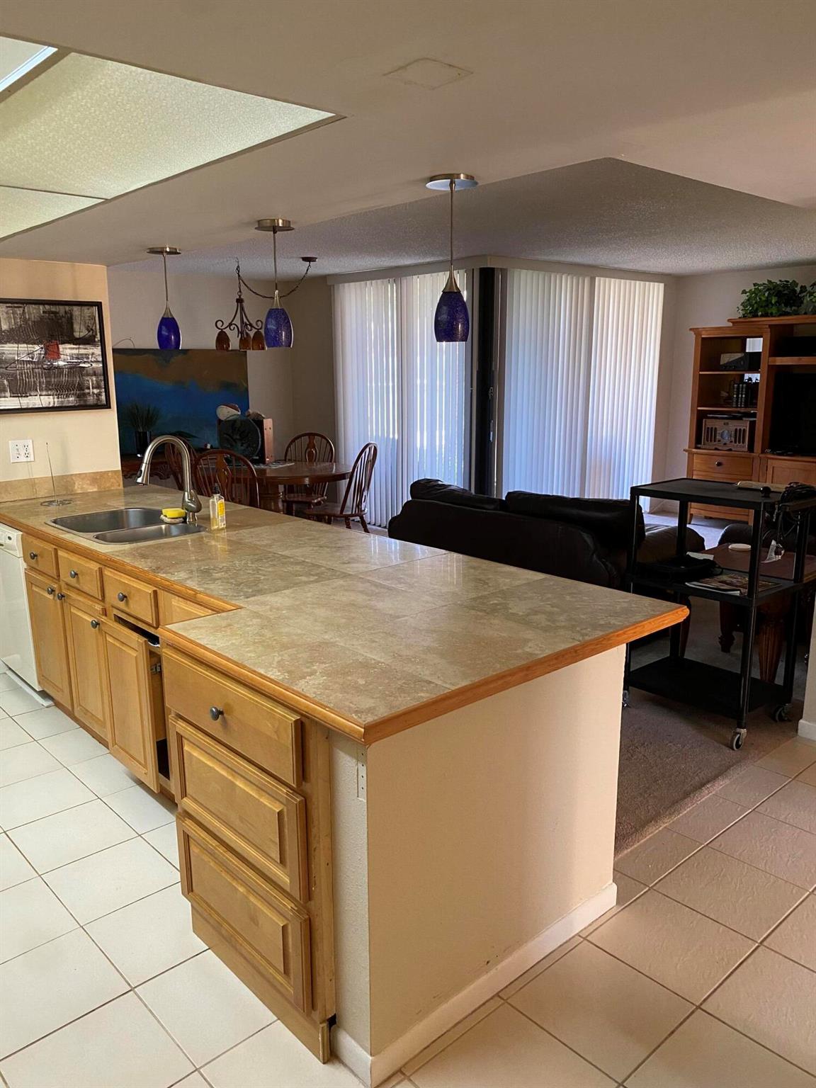 LAVERS DELRAY RACQUET CLUB CONDO - Residential