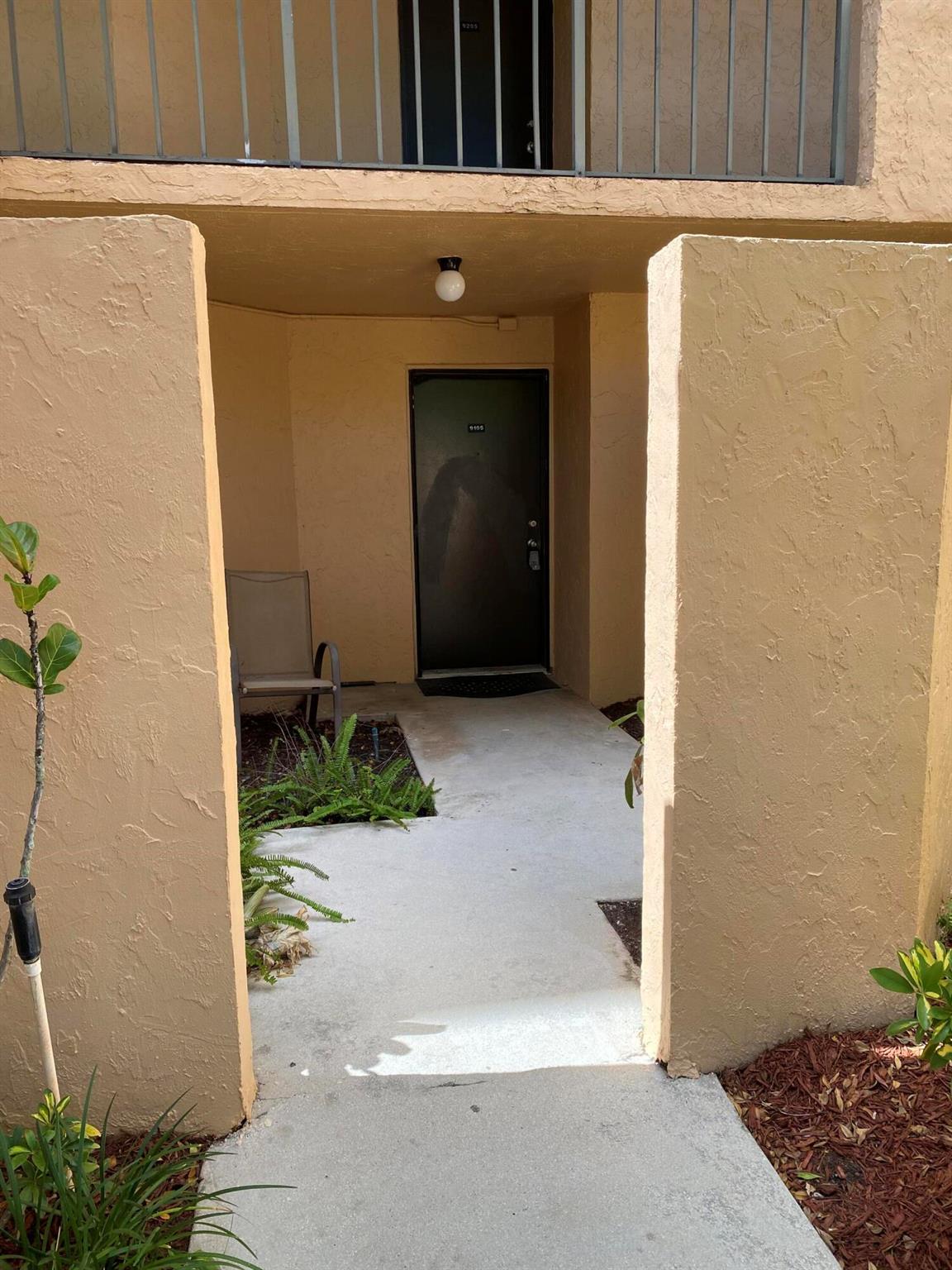 LAVERS DELRAY RACQUET CLUB CONDO - Residential