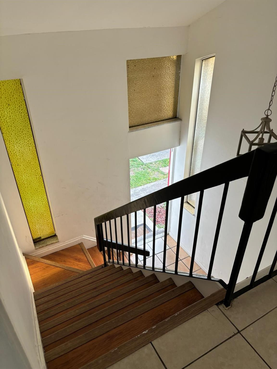 HABITAT II CONDO - Residential Lease