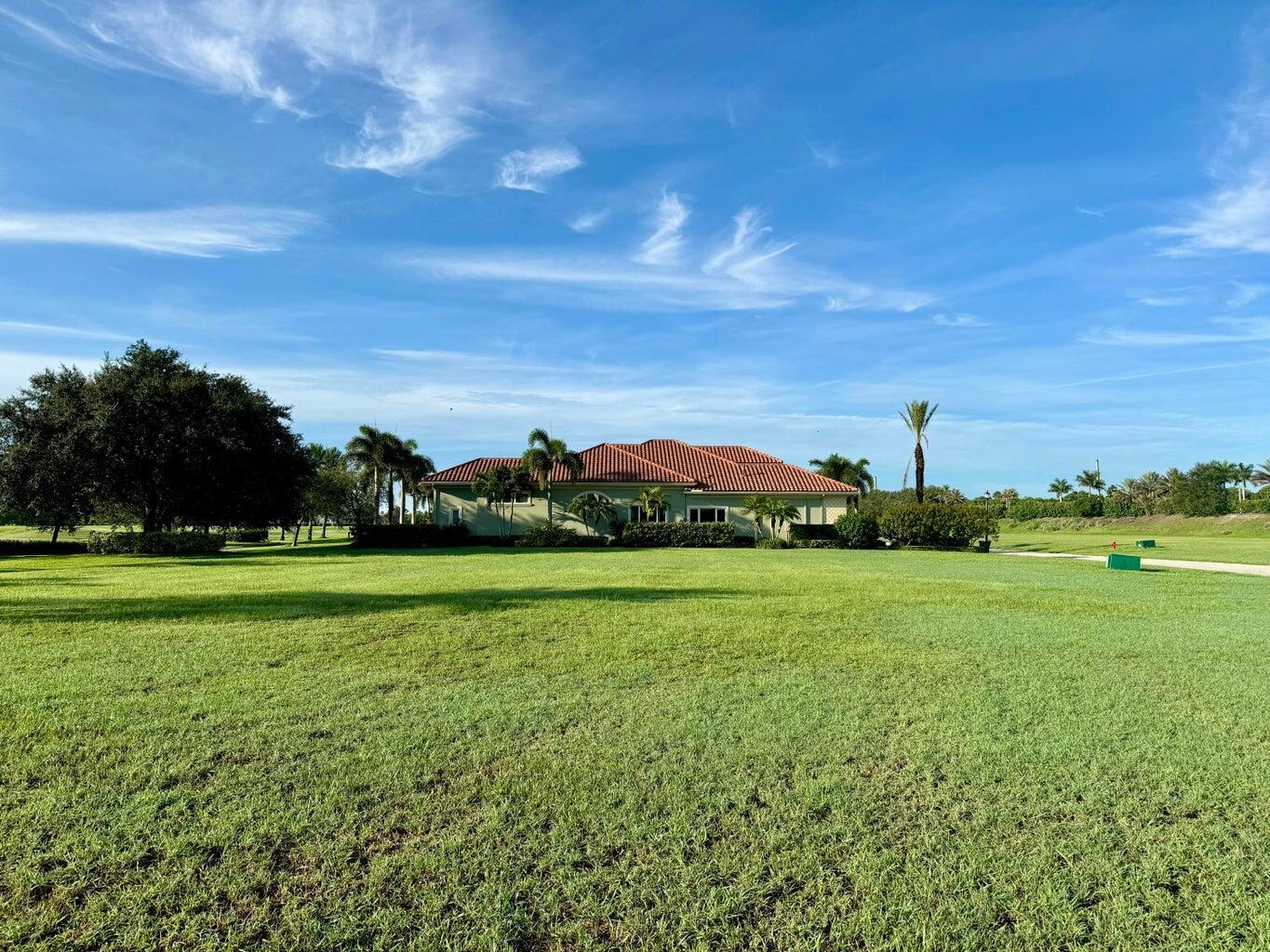 104 SE RIO SIENA