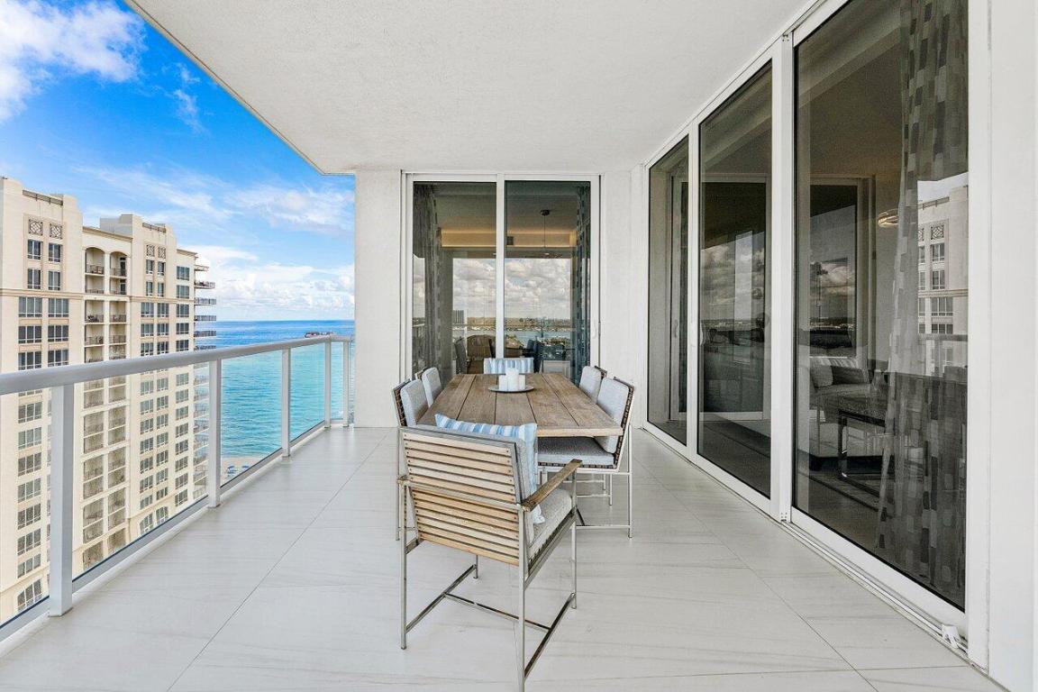 VISTABLUE SINGER ISLAND CONDO - Residential