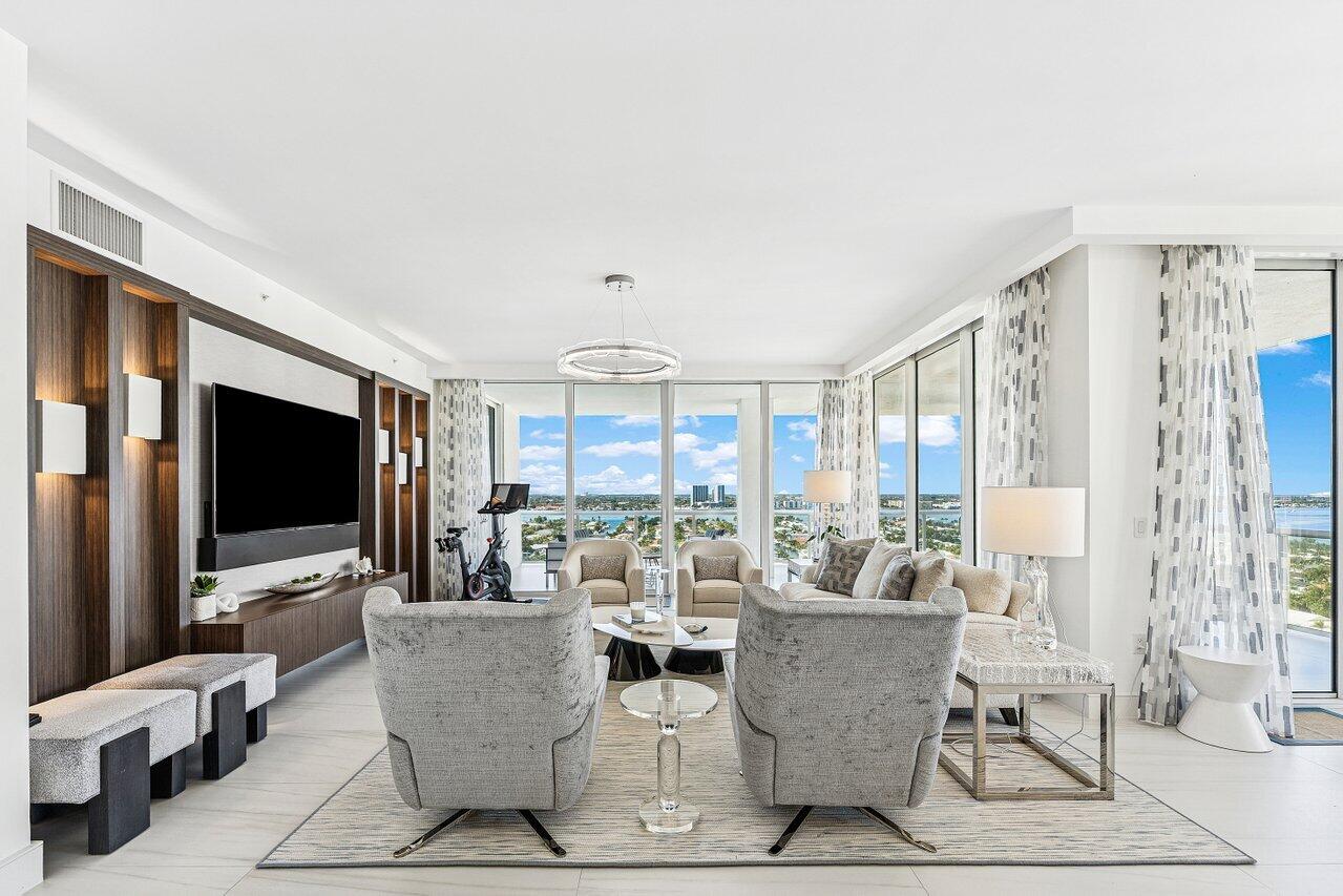 VISTABLUE SINGER ISLAND CONDO - Residential