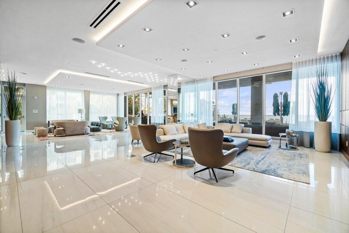 VISTABLUE SINGER ISLAND CONDO - Residential