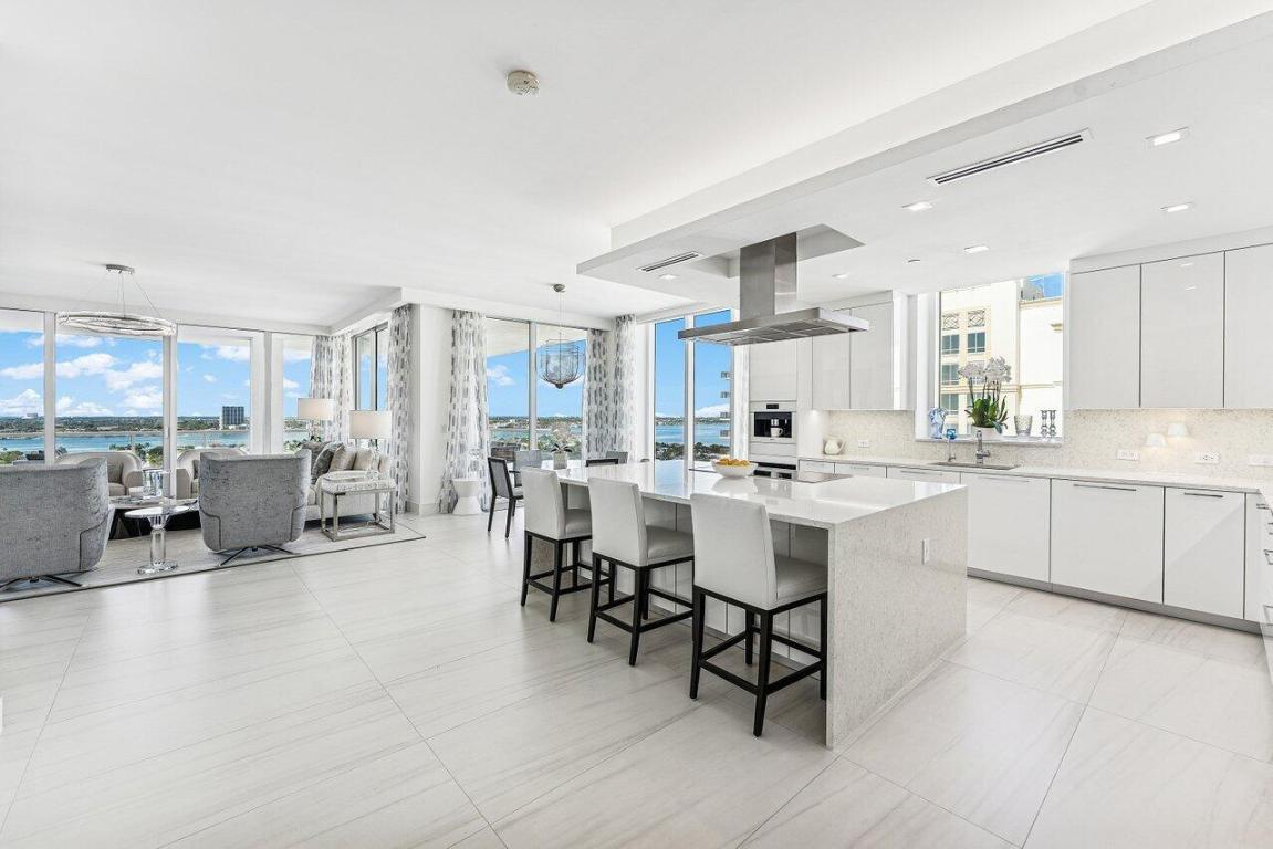 VISTABLUE SINGER ISLAND CONDO - Residential
