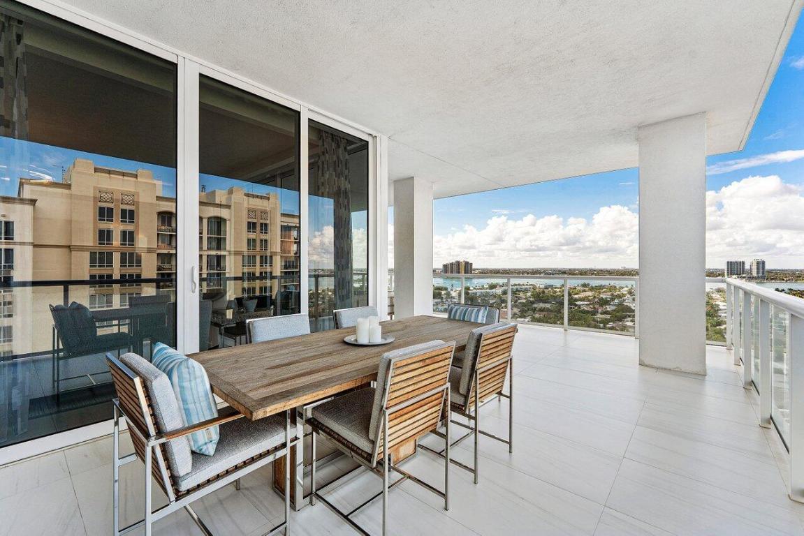 VISTABLUE SINGER ISLAND CONDO - Residential