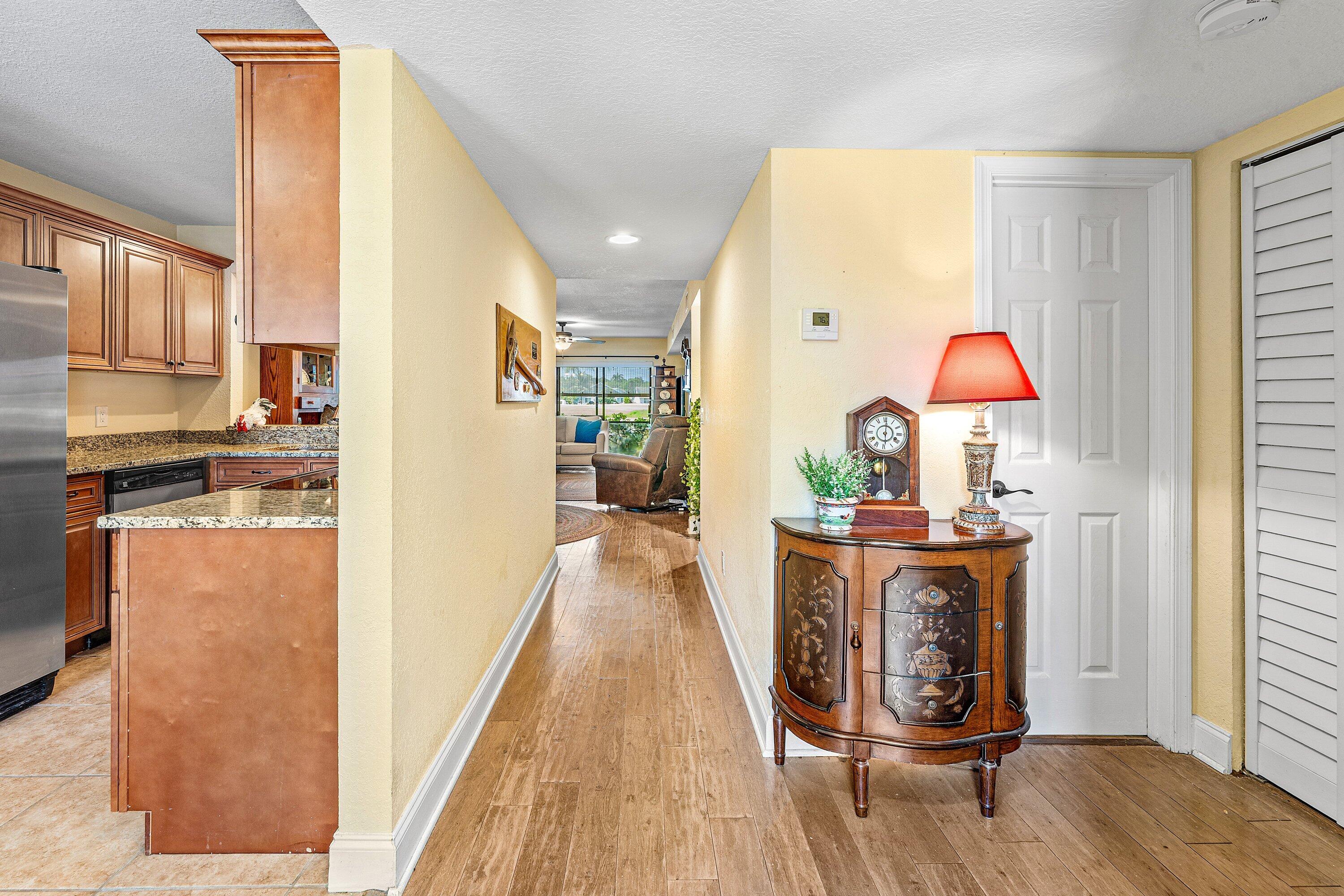 KEYSTONE CONDO - Residential