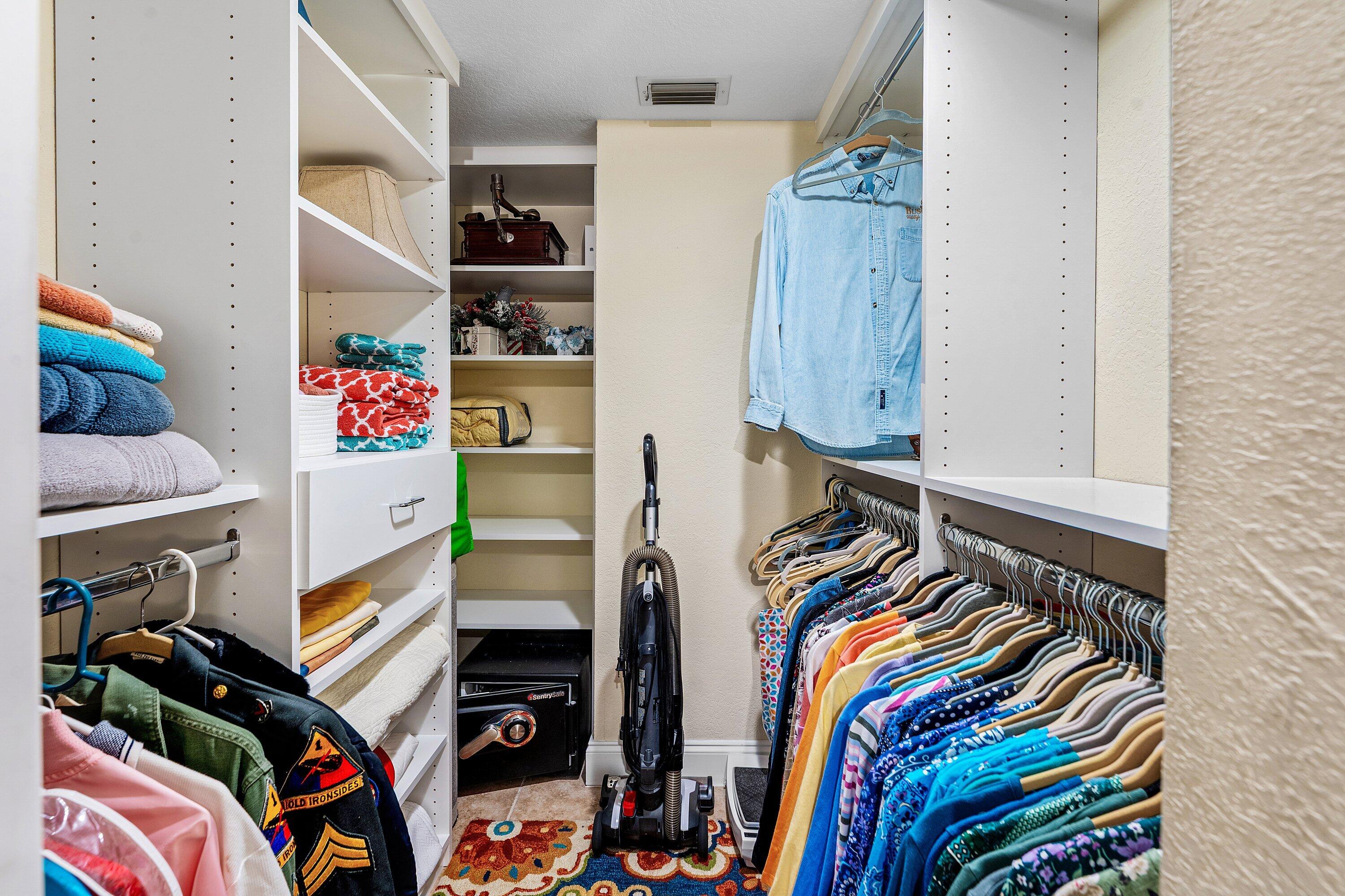 KEYSTONE CONDO - Residential