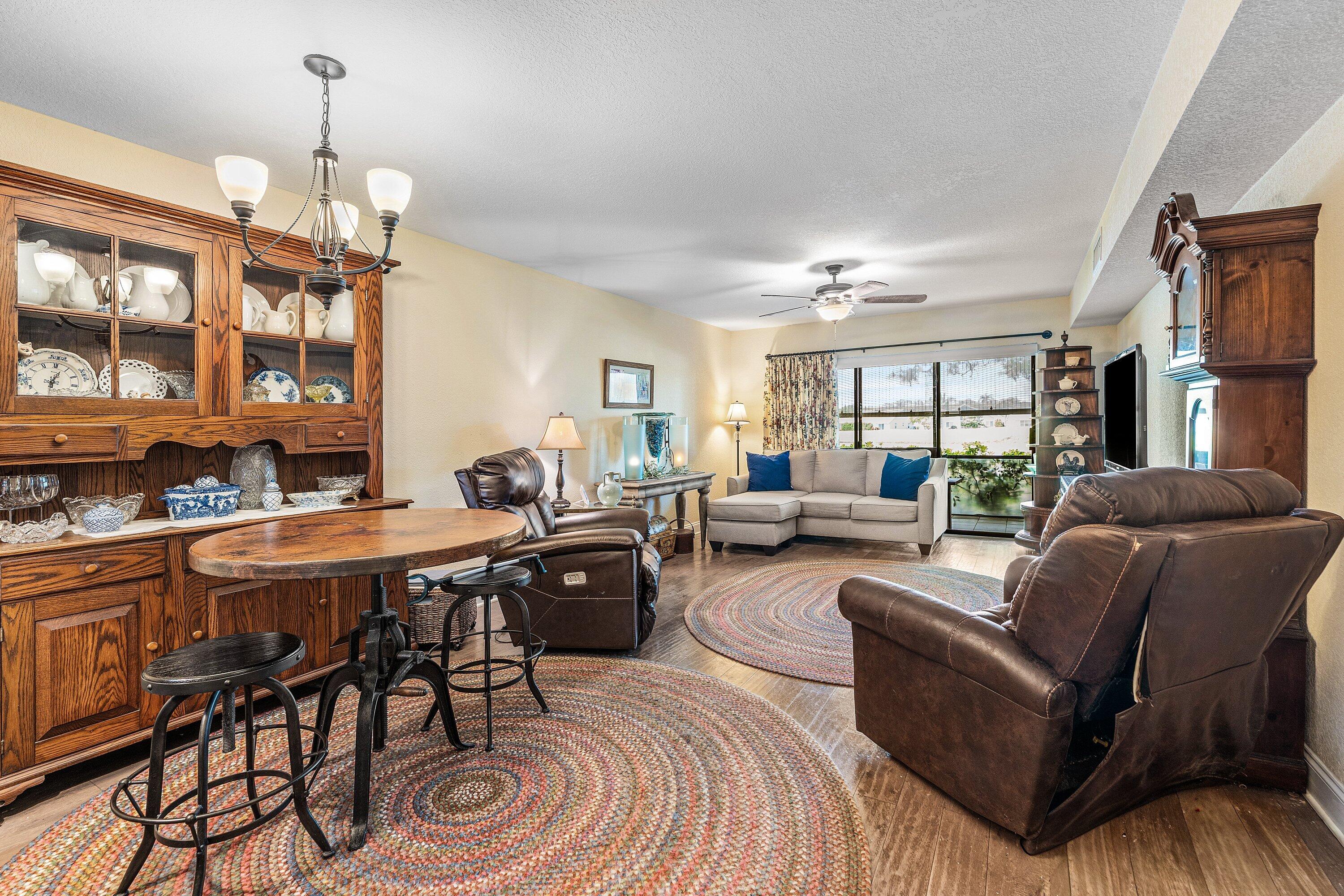 KEYSTONE CONDO - Residential