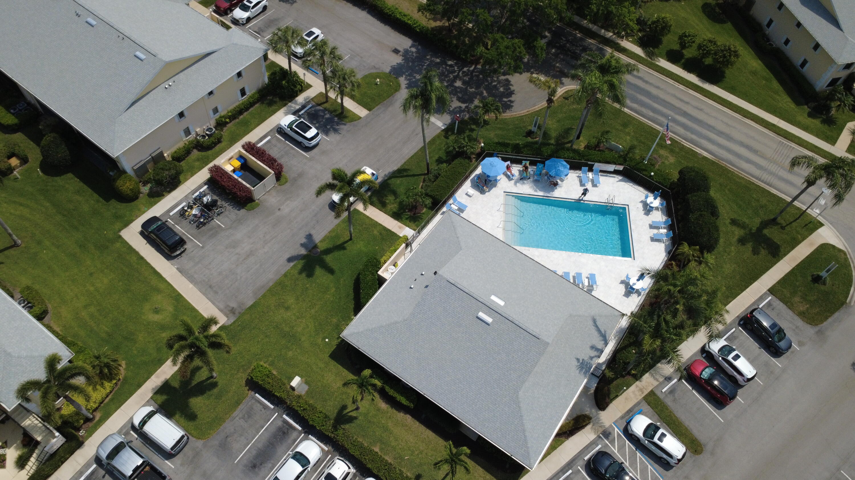 KEYSTONE CONDO - Residential