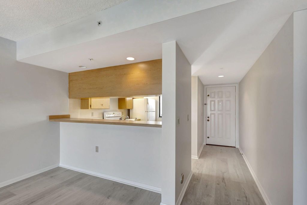 Photo of 2301 Marina Isle Way #505, Jupiter, FL 33477 (MLS # R11033373)