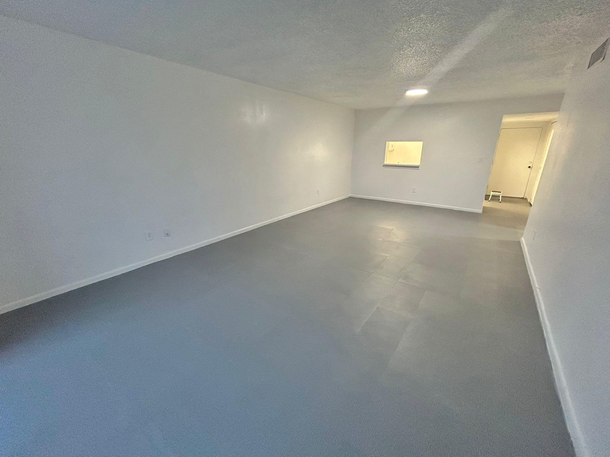 SOMERSET AT LAUDERDALE LA - Residential