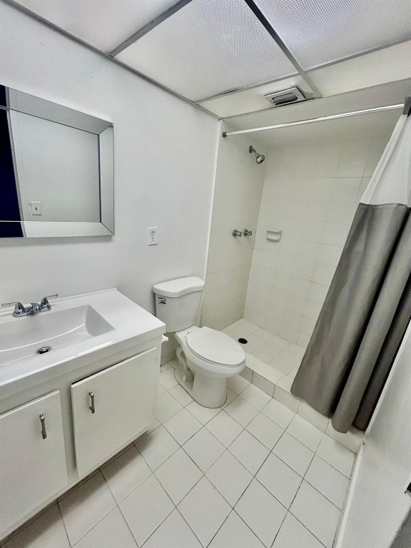 SOMERSET AT LAUDERDALE LA - Residential