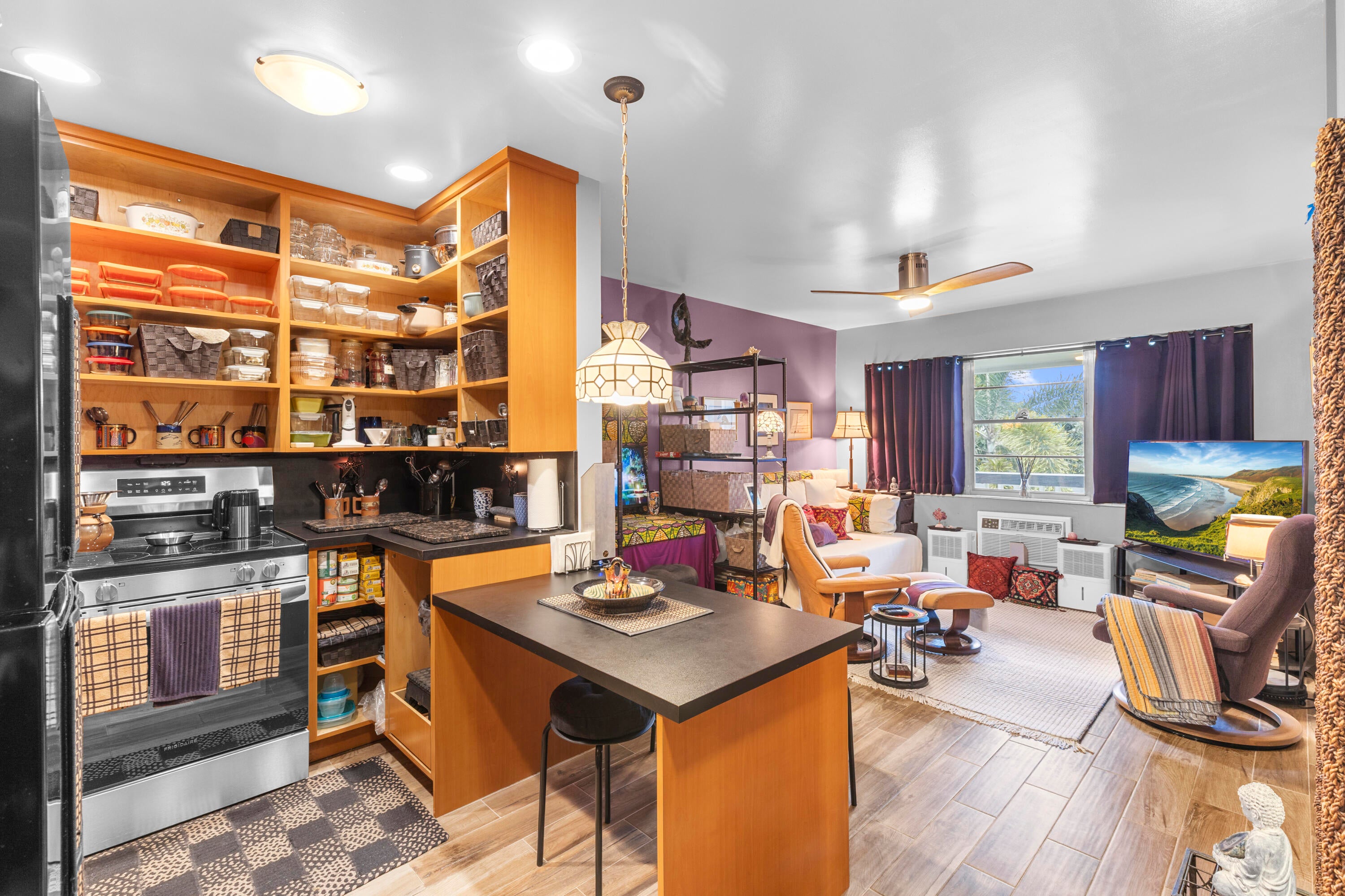 66 Lyndhurst C