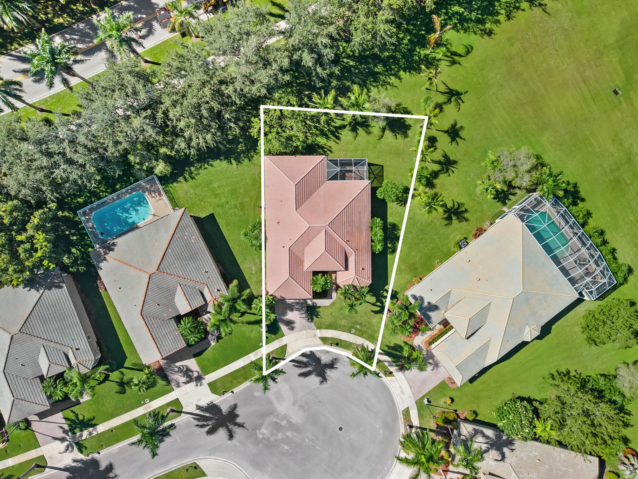 9566 LANTERN BAY Circle