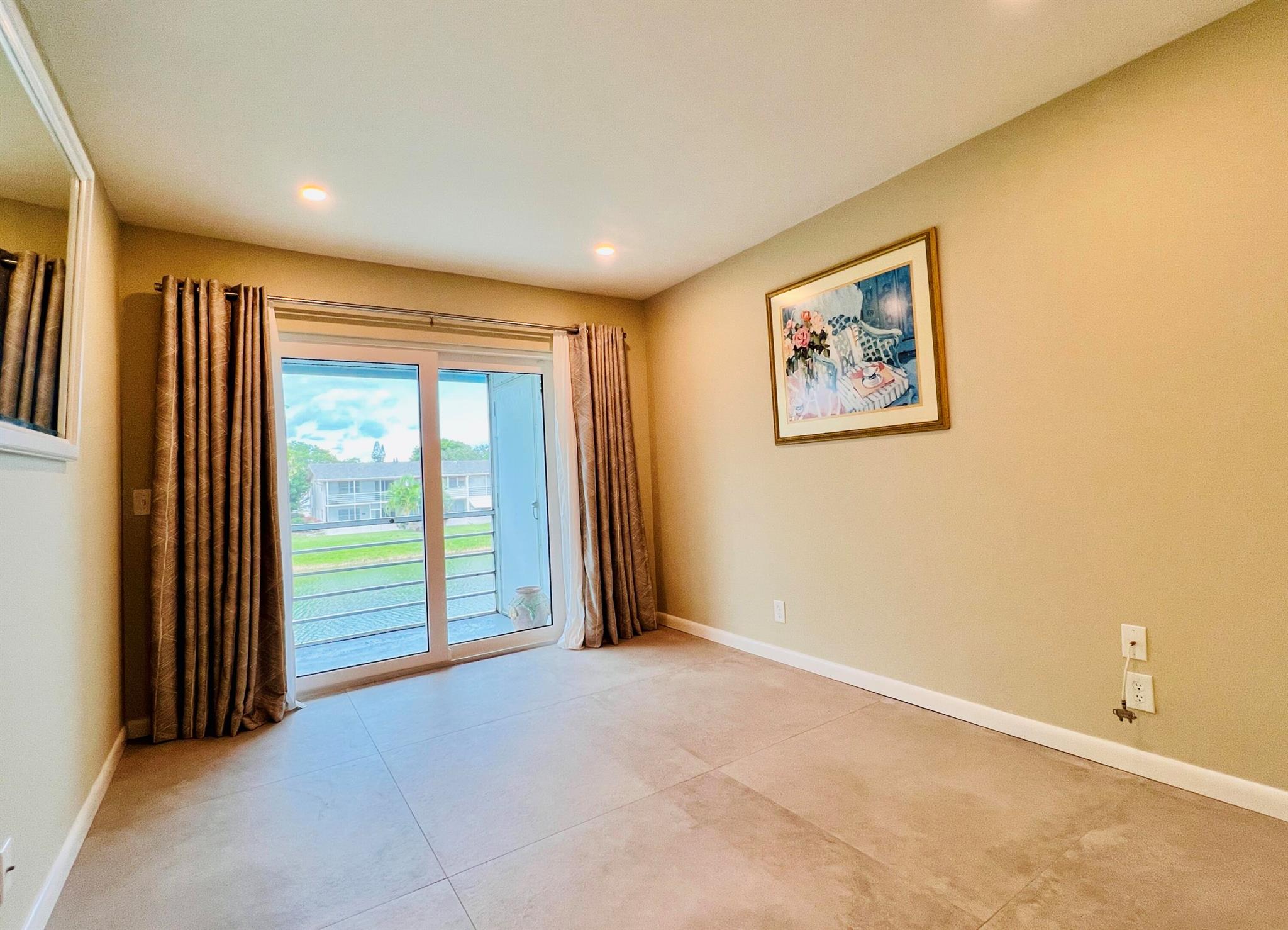 CENTURY VILLAGE - CAMDEN - Residential