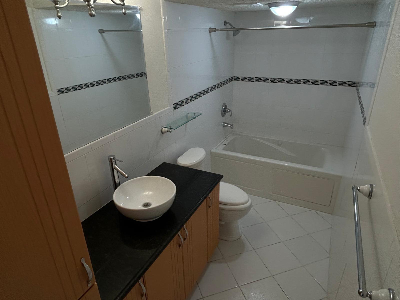 MCARTHUR PARK MISTY LK CO - Residential Lease