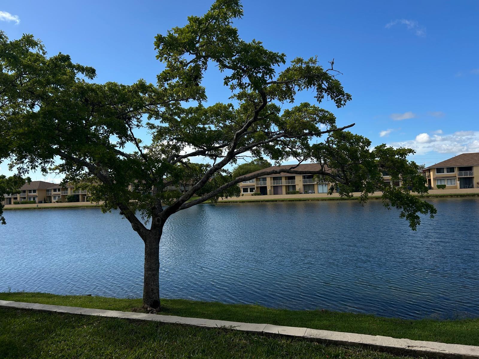 MCARTHUR PARK MISTY LK CO - Residential Lease