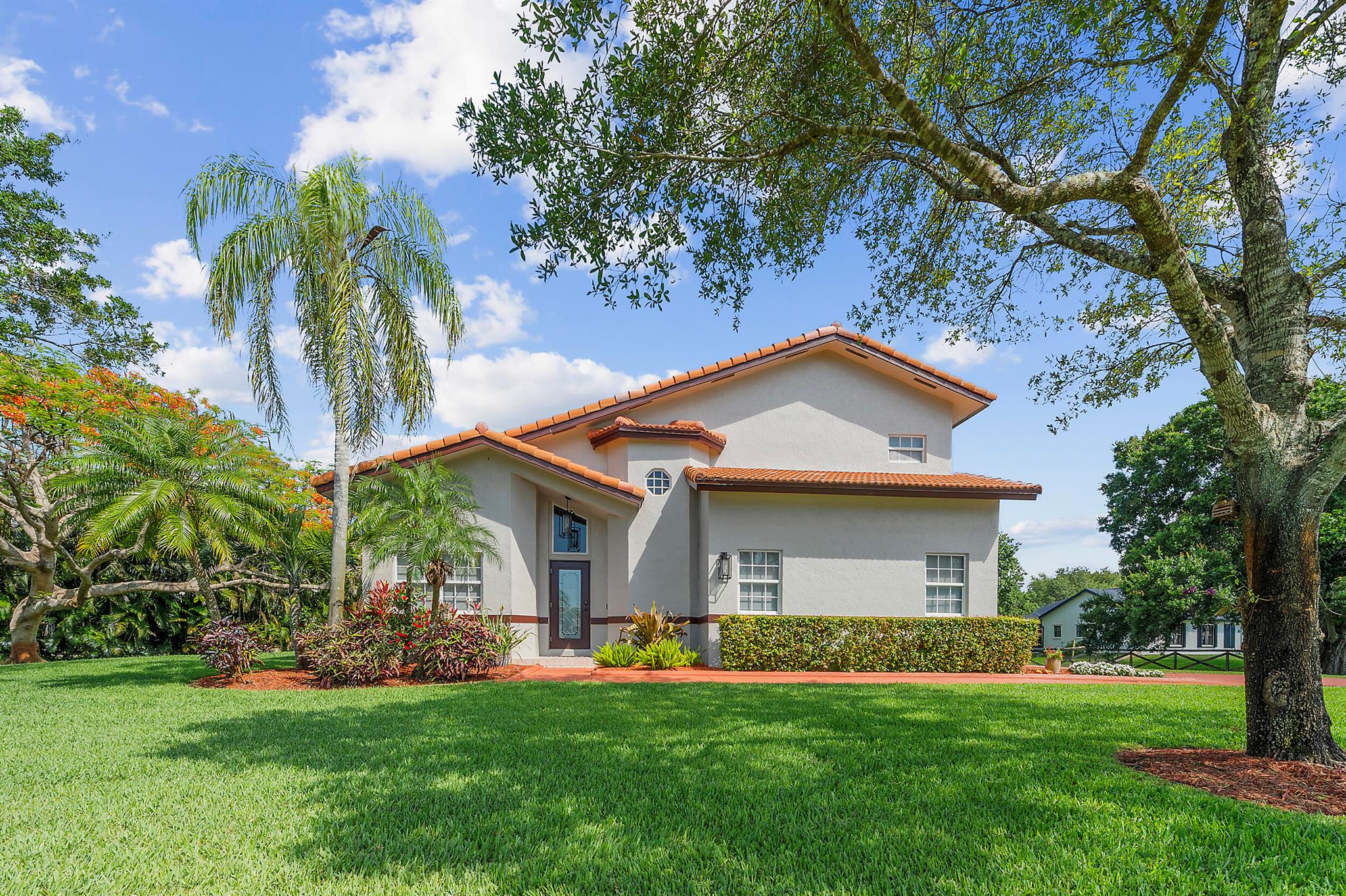 20525 SW 53rd Manor