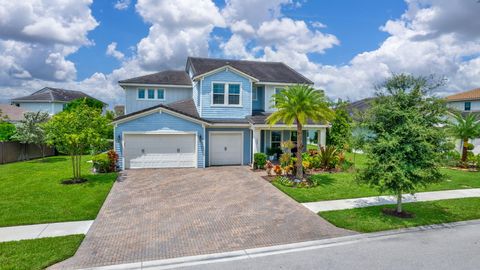 A home in Loxahatchee