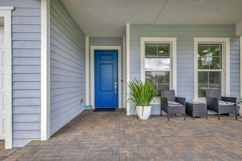 A home in Loxahatchee