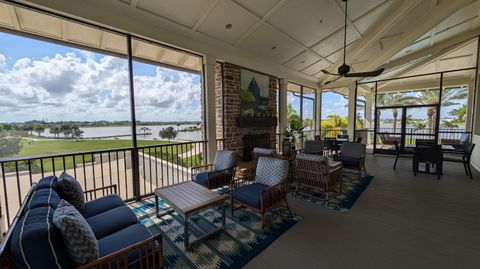 A home in Loxahatchee