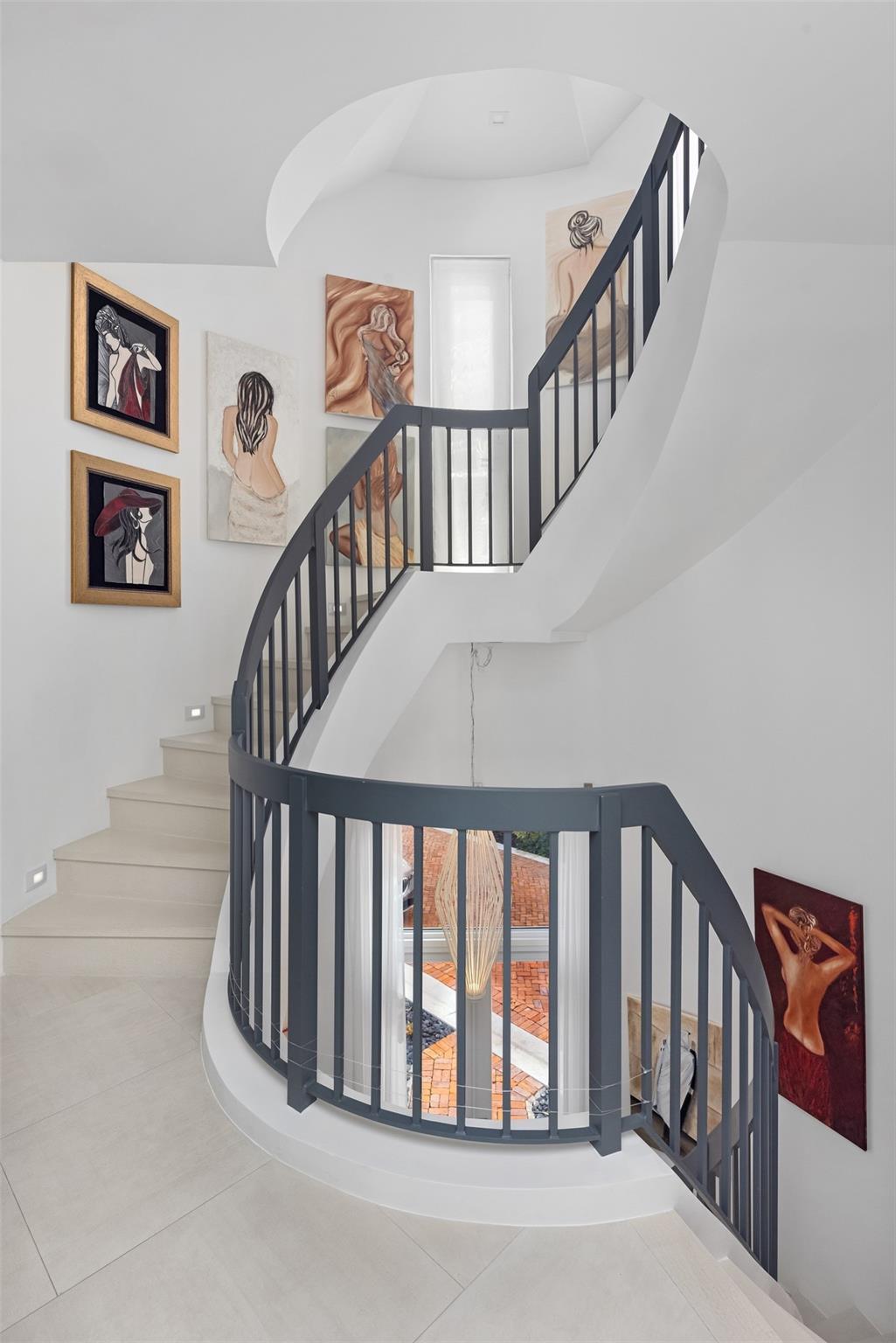 THE PALMS TOWNHOUSES - Residential