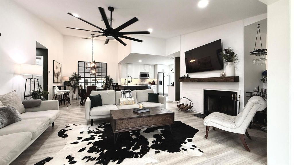 Photo of 5016 Heatherhill Lane #10, Boca Raton, FL 33486 (MLS # R11046279)