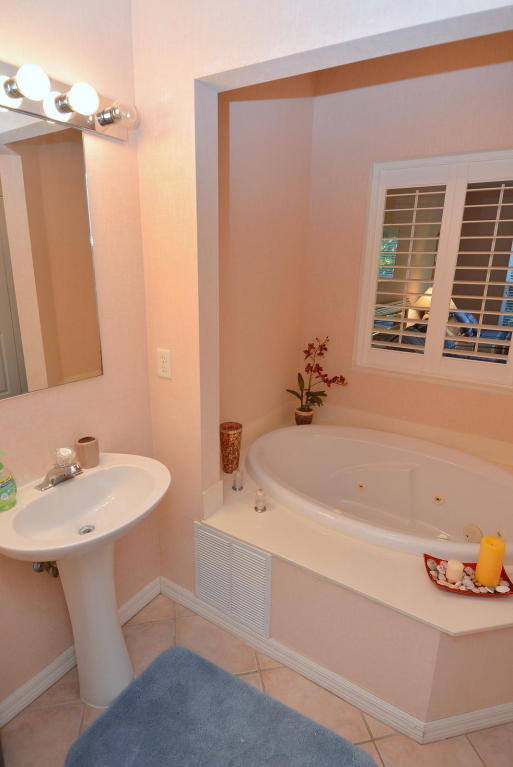 Golf Villas II - Residential Lease