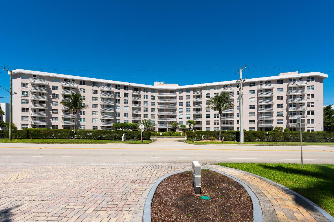 2851 S Ocean Boulevard 3p