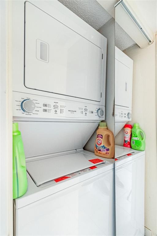 INVERWOOD CONDO - Residential