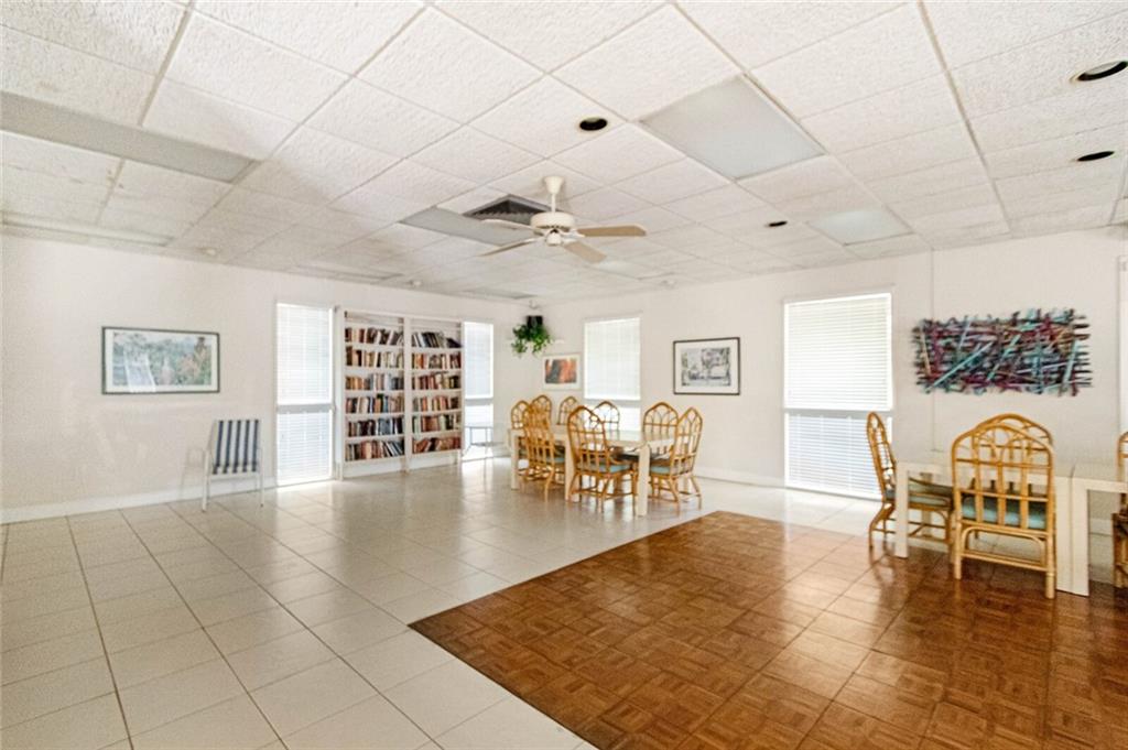 INVERWOOD CONDO - Residential