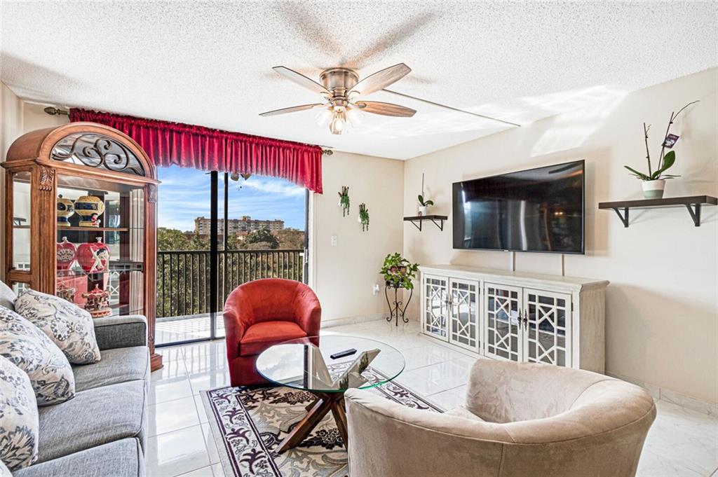 INVERWOOD CONDO - Residential