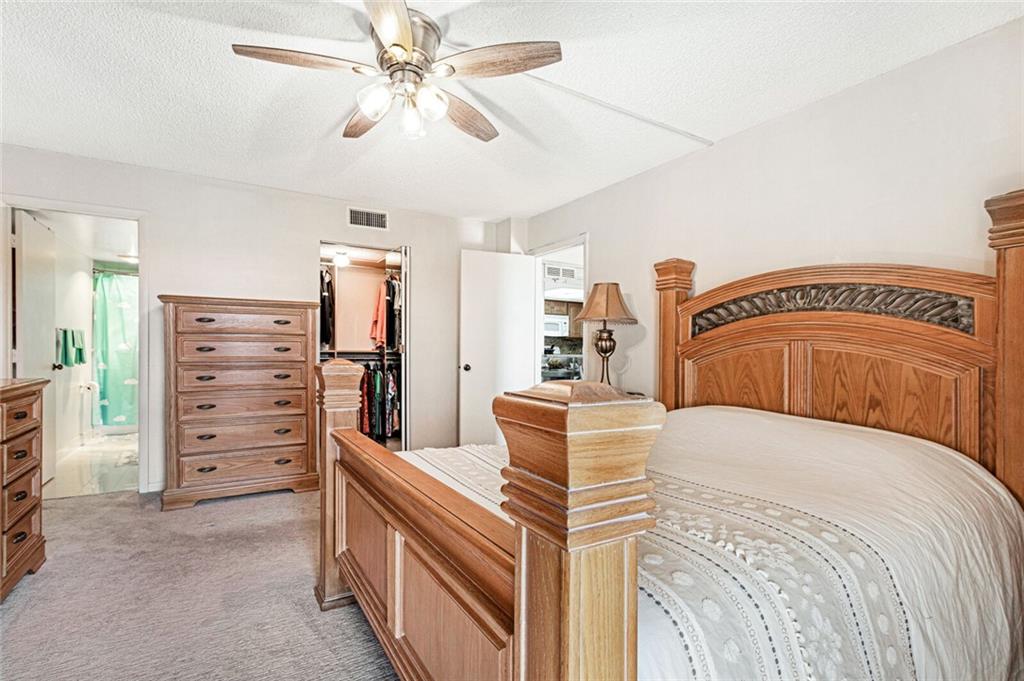 INVERWOOD CONDO - Residential