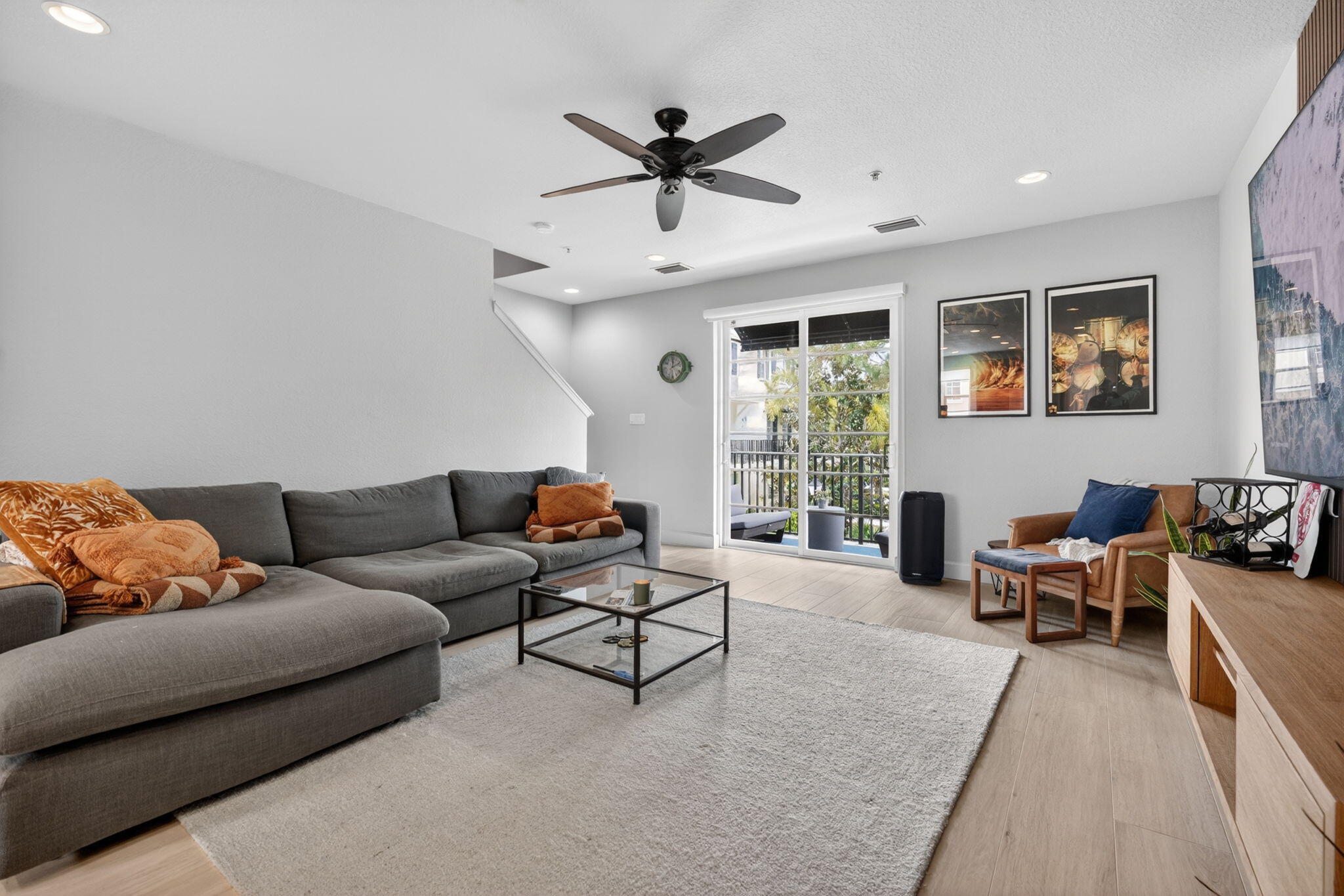 GREENWICH - Residential Lease