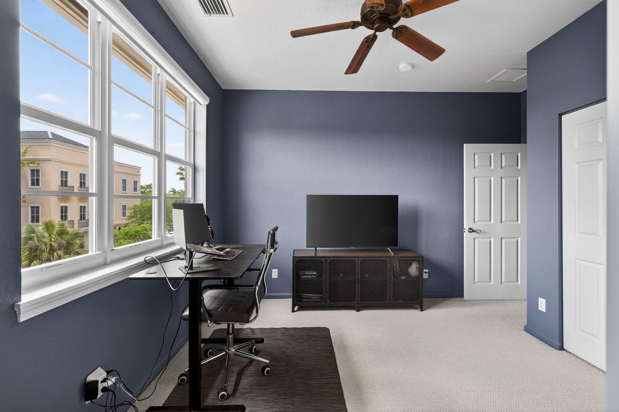 GREENWICH - Residential Lease