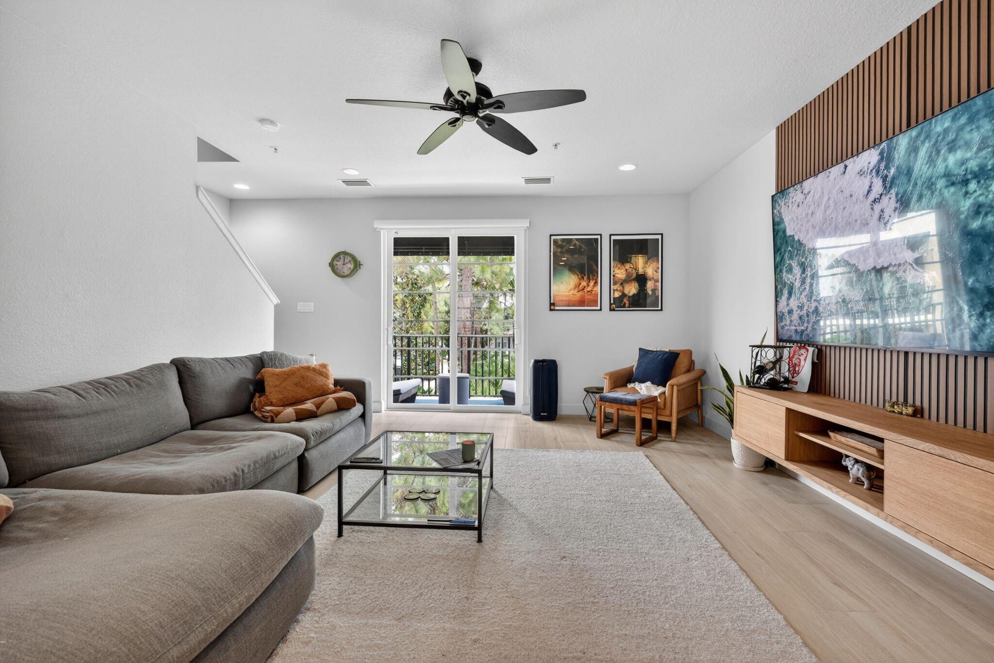 GREENWICH - Residential Lease