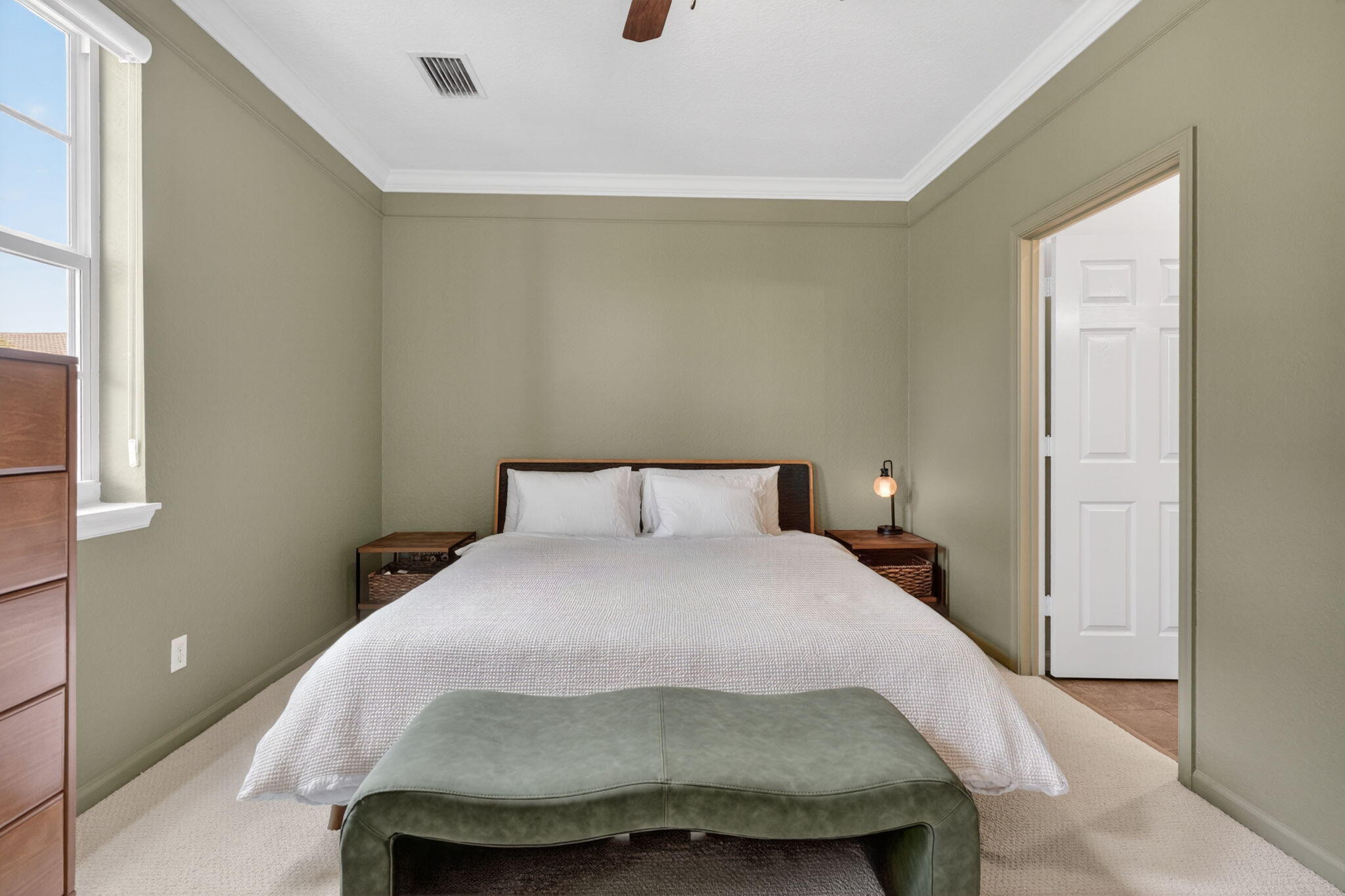 GREENWICH - Residential Lease