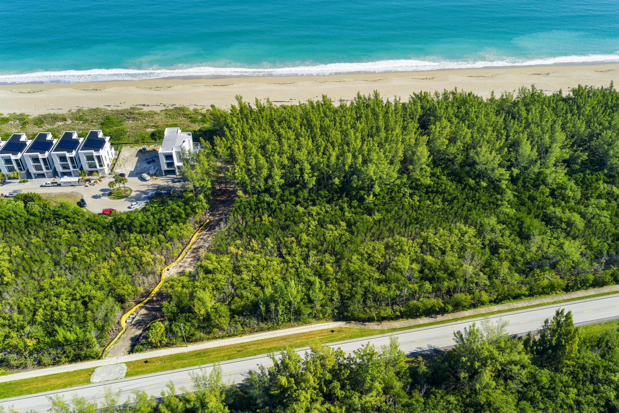 METES AND BOUNDS - Land