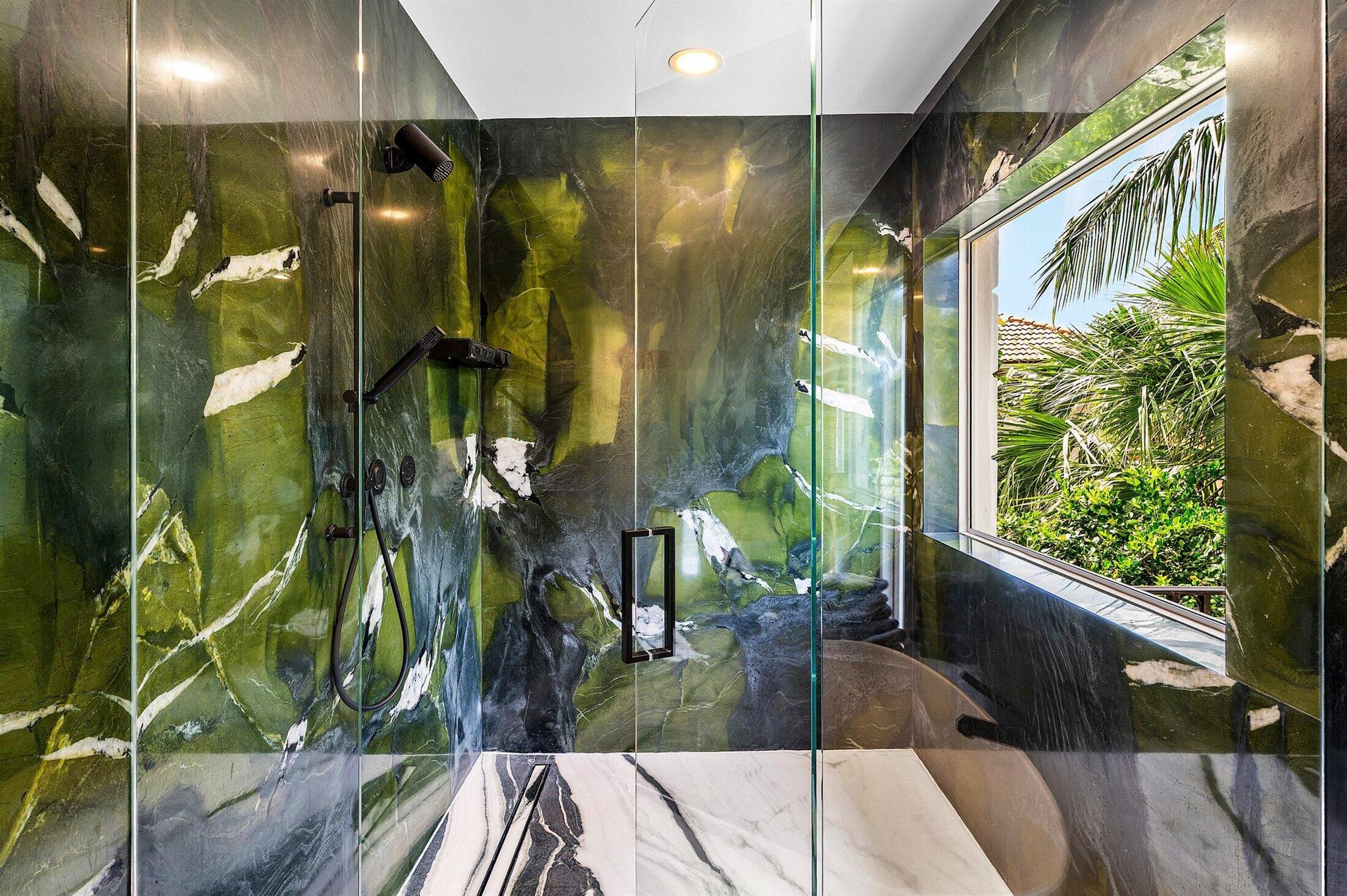 BEACHWAY NORTH - Residential