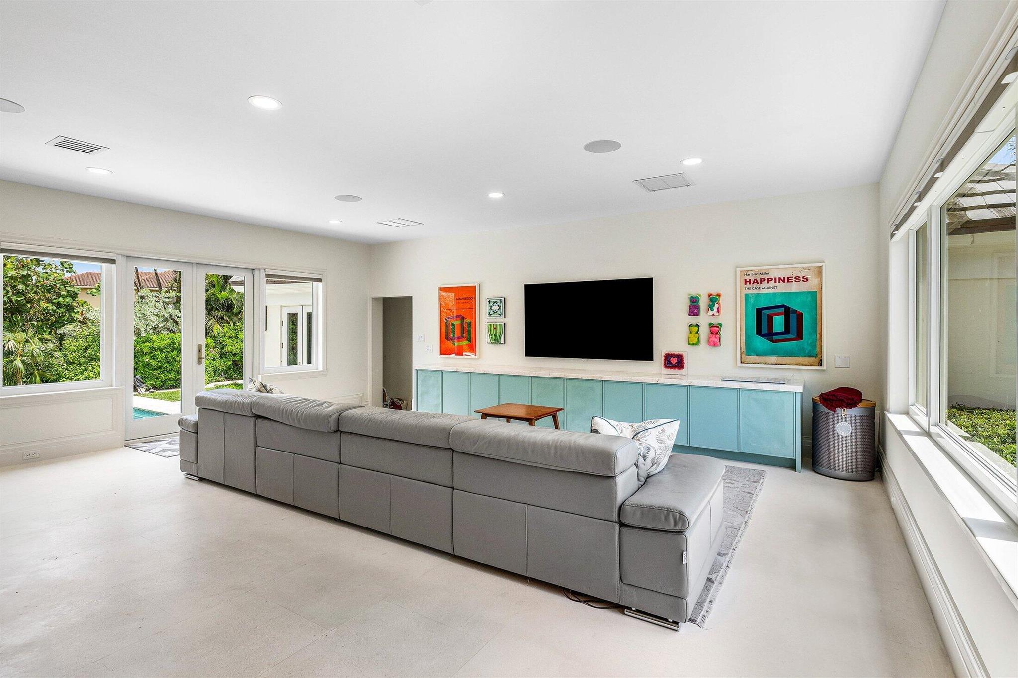 BEACHWAY NORTH - Residential