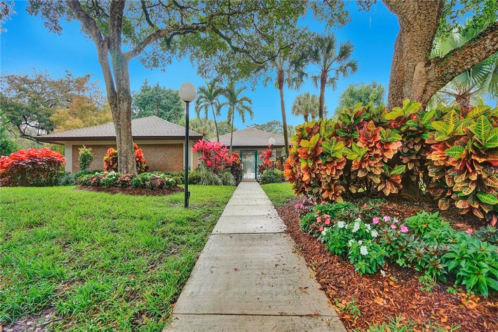 Palm Aire - Residential