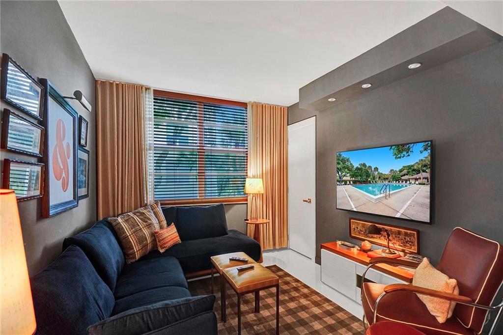 Palm Aire - Residential