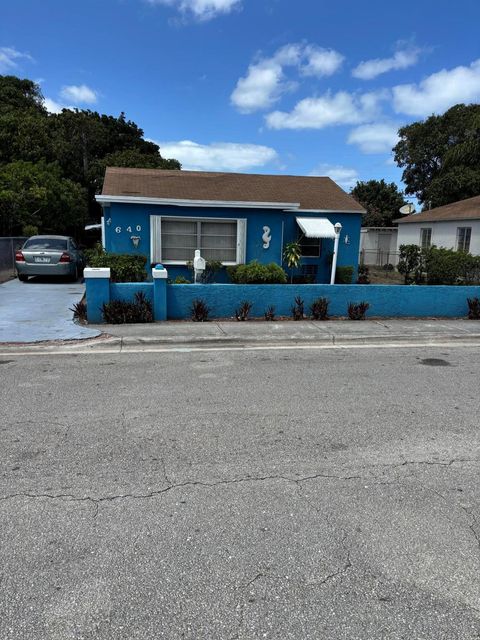 640 W 2nd Street Riviera Beach FL 33404